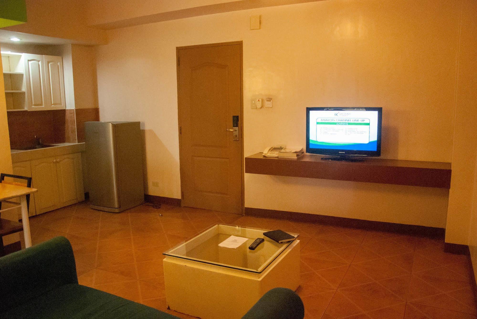 סן פדרו מקאטי Zen Rooms Basic La Paz מראה חיצוני תמונה