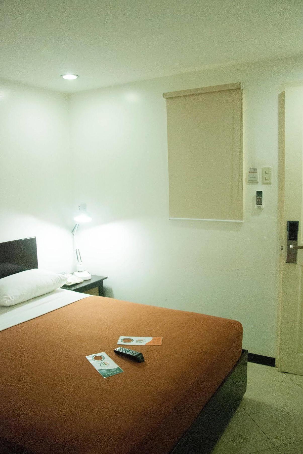 סן פדרו מקאטי Zen Rooms Basic La Paz מראה חיצוני תמונה